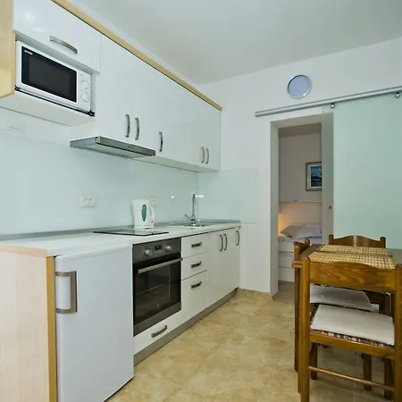 Hvar Port View Apartment