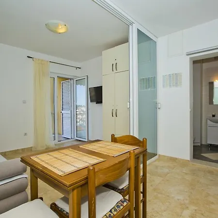 Hvar Port View Apartment *